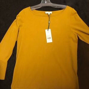 Hobbs woman sweater